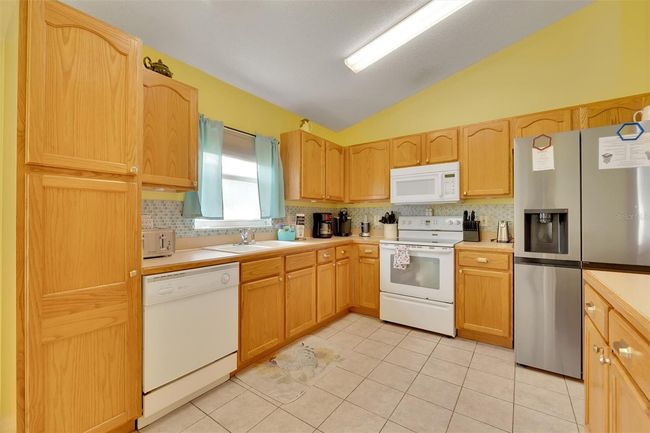 Safe neighborhood, a great 2nd home? | Image 14