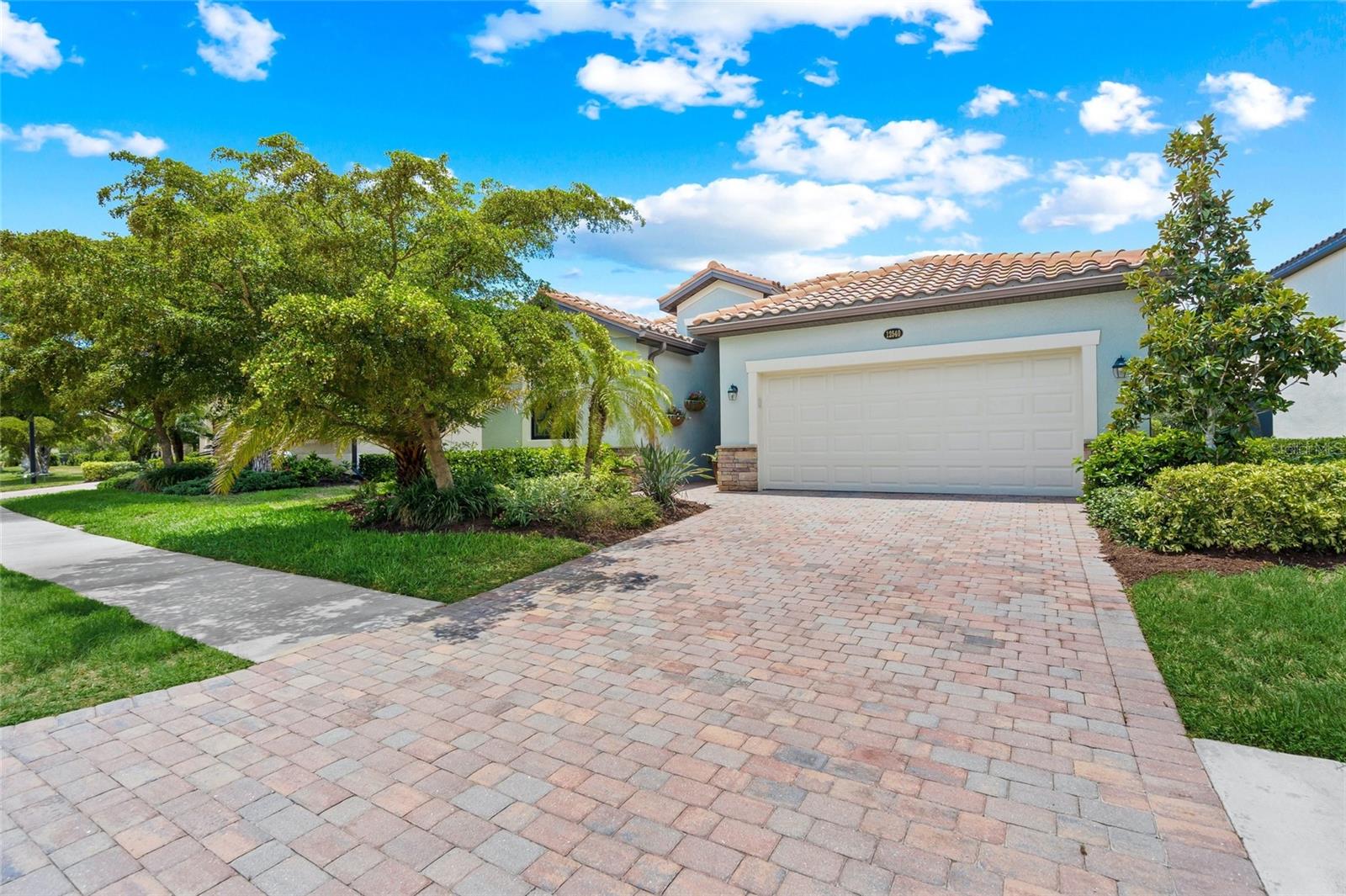Canavese Ln, Venice, FL 34293
