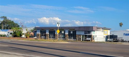 6826 Ridge Rd, PORT RICHEY, FL, 34668-6845 | Card Image