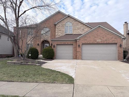 3823 Sunburst Ln, Naperville, IL, 60564-8252 | Card Image