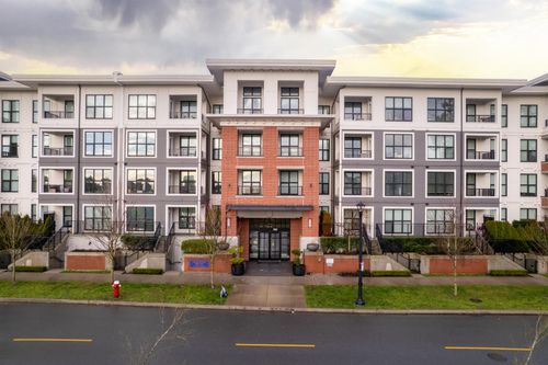 {{alt}} | Card Image