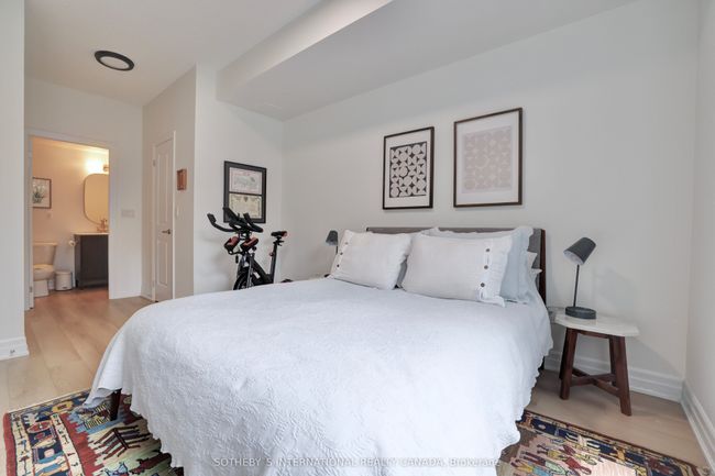 702 - 370 Wallace Ave, Condo with 3 bedrooms, 3 bathrooms and null parking in Toronto ON | Image 20