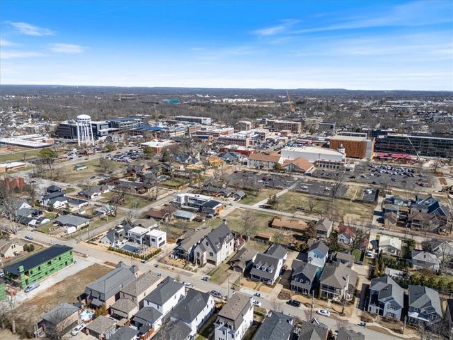 207 Sw D St, House other with 3 bedrooms, 2 bathrooms and null parking in Bentonville AR | Image 4