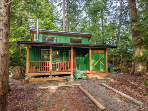 175 East Point Rd, Saturna Island, BC, V0N2Y0 | Card Image