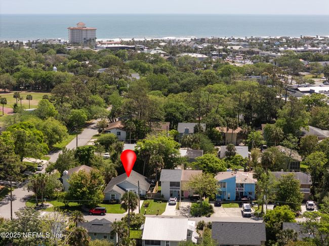 185 Pine St, House other with 3 bedrooms, 2 bathrooms and null parking in ATLANTIC BEACH FL | Image 45