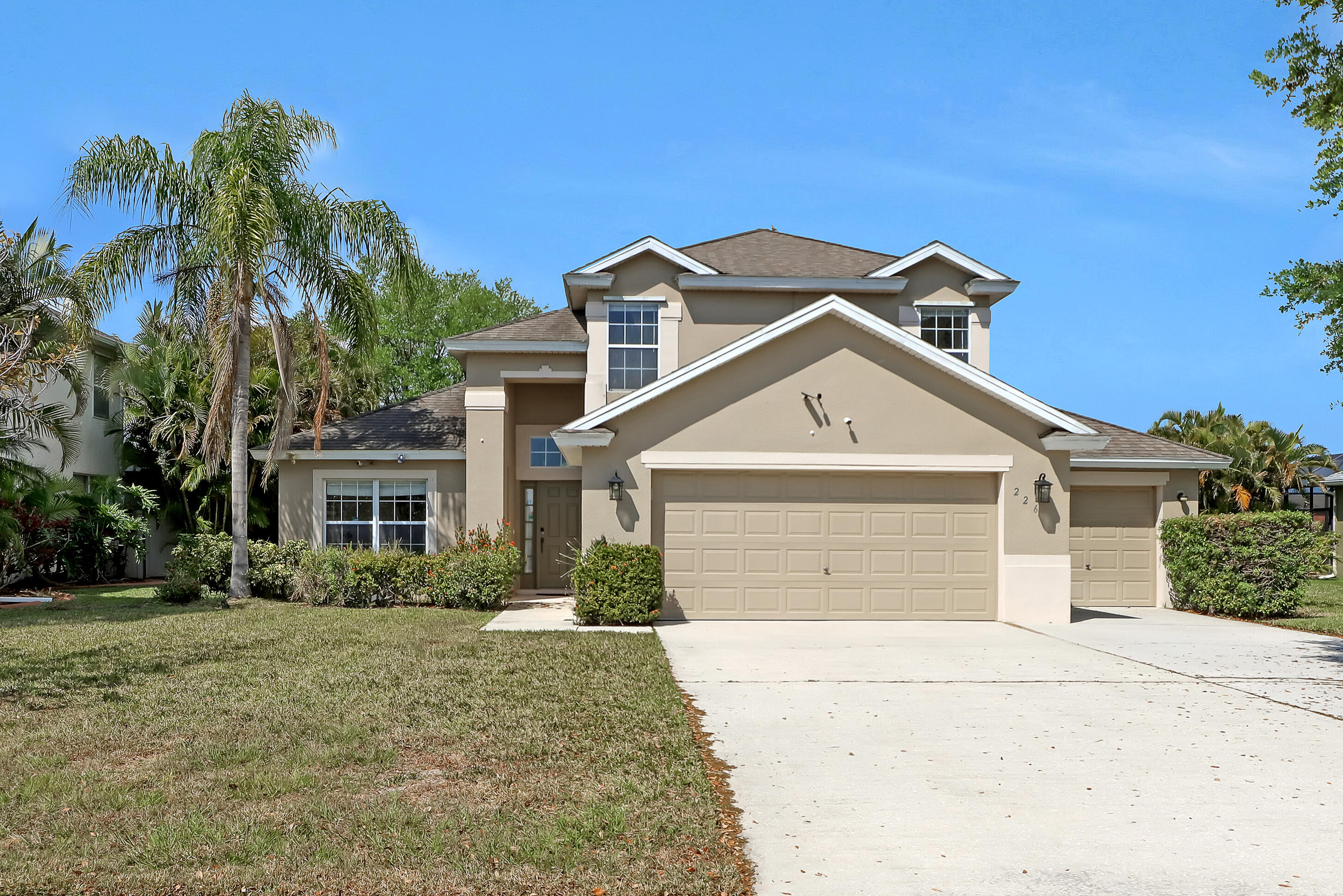 Wading Bird Cir, Palm Bay, FL 32908