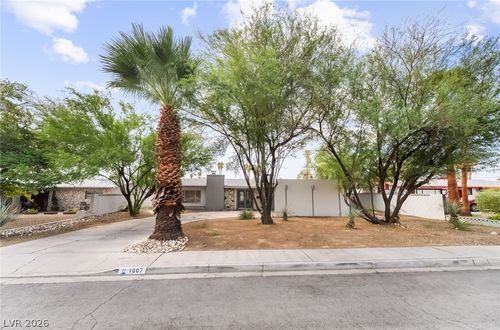 1607 Silver Mesa Way, Las Vegas, NV, 89169-2572 | Card Image