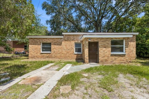 5811 Hollyhock Rd, Jacksonville, FL, 32209-2484 | Card Image