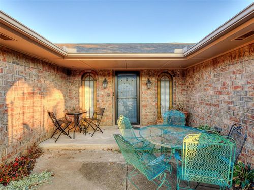 9908 S Youngs Ln, Oklahoma City, OK, 73159-7433 | Card Image