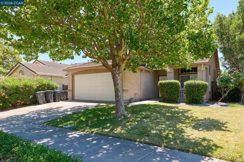 4720 Canyon Hills Dr, Fairfield, CA, 94534 | Card Image