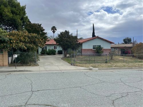 1106 N Durward St, Banning, CA, 92220-2502 | Card Image