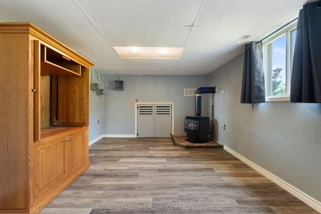 109 Old Madoc Rd, House other with 3 bedrooms, 1 bathrooms and 10 parking in Foxboro ON | Image 26