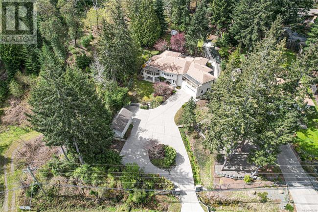 6318 Genoa Bay Rd, House other with 4 bedrooms, 5 bathrooms and 8 parking in Duncan BC | Image 2