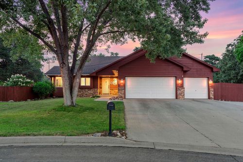 1820 Slater Ln, Burnsville, MN, 55337-5801 | Card Image