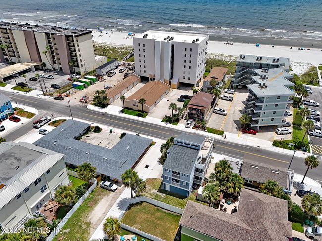 724 1 St St S, Home with 5 bedrooms, 5 bathrooms and null parking in Jacksonville Beach FL | Image 95