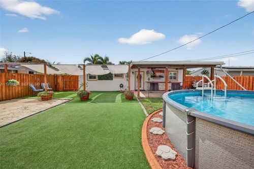 731 N 69th Ave, Hollywood, FL, 33024-7421 | Card Image