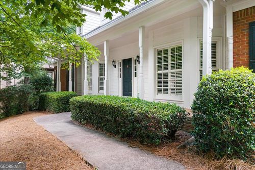 8855 Glen Ferry Dr, Johns Creek, GA, 30022-5372 | Card Image