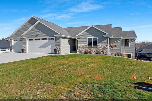 2121 Durum Court, SUAMICO, WI, 54313 | Card Image