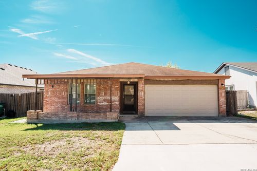 879 Fillmore Dr, San Antonio, TX, 78245-3153 | Card Image