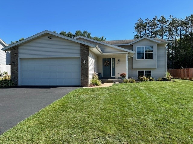 Balsam Ct, Eau Claire, WI 54703