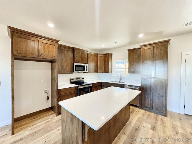 874 E Harlan Dr, House other with 3 bedrooms, 2 bathrooms and null parking in Tahlequah OK | Image 7