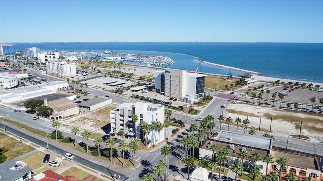 APT-204 - 520 S Chaparral St, Condo with 1 bedrooms, 1 bathrooms and 1 parking in Corpus Christi TX | Image 16