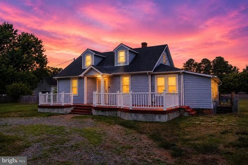 315 Cedar Ave, COLONIAL BEACH, VA, 22443-4836 | Card Image