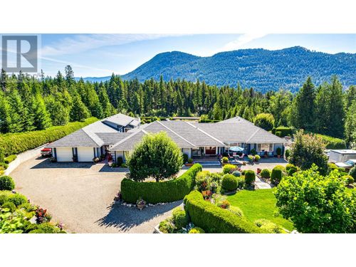 39 Ladyslipper Rd, Lumby, BC, V0E2G5 | Card Image