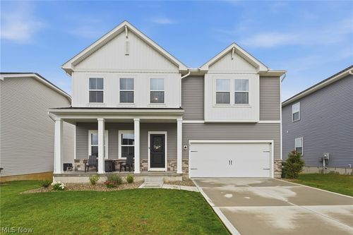 3017 Mcintosh Dr Ne, Louisville, OH, 44641-0089 | Card Image
