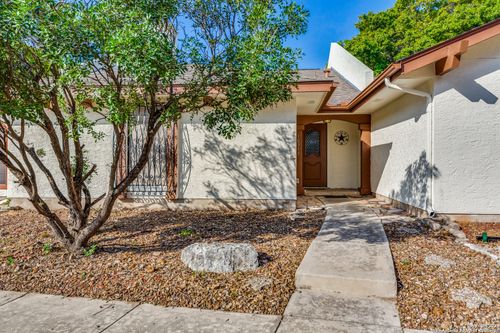 10311 Grand Cir, San Antonio, TX, 78239-1413 | Card Image