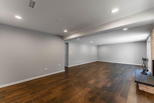 105 Roxborough Pl, Home with 4 bedrooms, 3 bathrooms and 2 parking in Inverness IL | Image 27