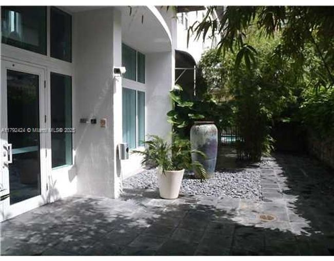 APT-1208 - 234 Ne 3 Rd St, Condo with 1 bedrooms, 1 bathrooms and null parking in Miami FL | Image 8