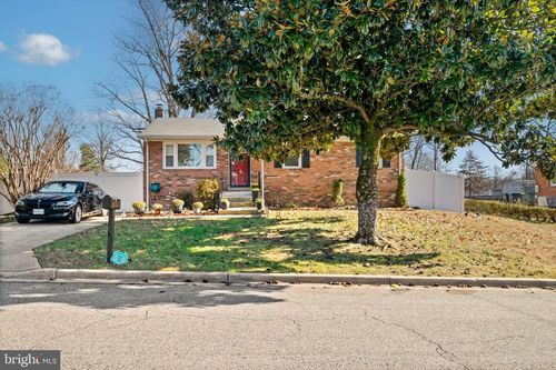 8900 Townsend Ln, CLINTON, MD, 20735-2868 | Card Image