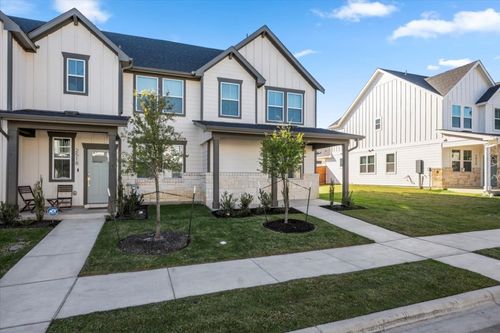 2520 Ophelia Levi Ln, Round Rock, TX, 78665-2901 | Card Image