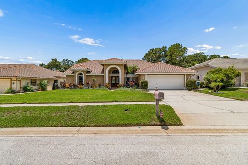 2937 Hillcreek Cir S, CLEARWATER, FL, 33759-1211 | Card Image