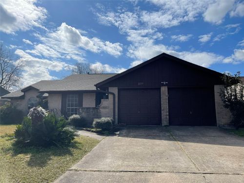 2215 Winter Bay Ln, Houston, TX, 77088-3333 | Card Image