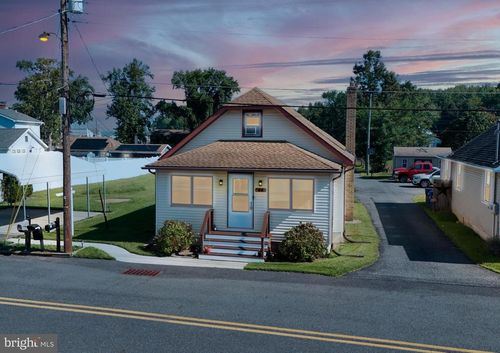 44 Delaware Ave, SALEM, NJ, 08079-9620 | Card Image