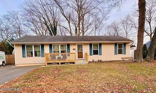 25 Chain Blvd, Bayville, NJ, 08721-1907 | Card Image