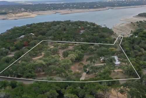 17416 Sleepy Hollow Dr, Lago Vista, TX, 78645-9725 | Card Image