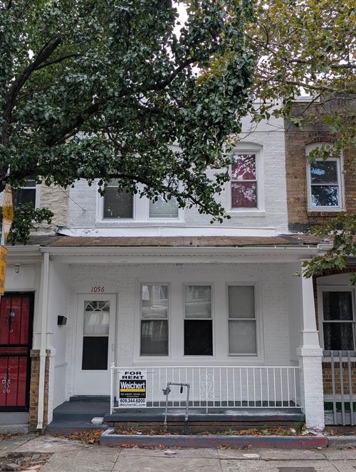 1056 N Ohio Ave, Atlantic City, NJ, 08401-2038 | Card Image