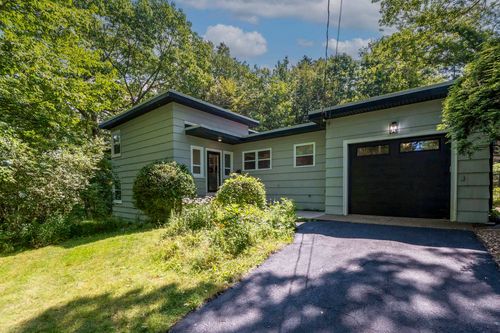 1 Wagner Ave, Halifax, NS, B3M2H9 | Card Image