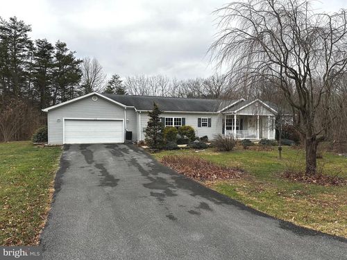 213 Odell Rd, Hedgesville, WV, 25427-3283 | Card Image