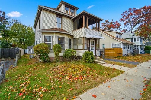 122 Hastings St, Springfield, MA, 01104-2508 | Card Image