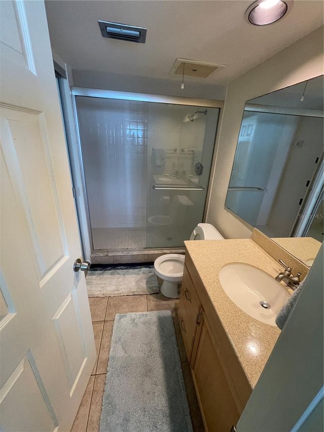 APT-13E - 17900 Gulf Blvd, Condo with 2 bedrooms, 2 bathrooms and null parking in REDINGTON SHORES FL | Image 13