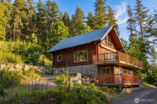 10666 Chumstick Hwy, Leavenworth, WA, 98826-8502 | Card Image