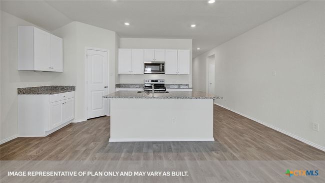 431 Hodges Street, House other with 4 bedrooms, 2 bathrooms and null parking in Maxwell TX | Image 9