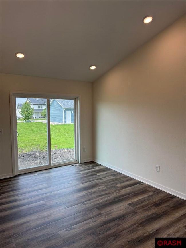 2024 Bluestem Dr, House other with 3 bedrooms, 2 bathrooms and null parking in Mankato MN | Image 14