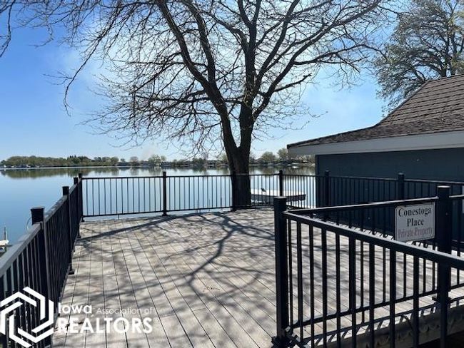 APT-2 - 2405 186 Th St, Condo with 1 bedrooms, 2 bathrooms and null parking in Clarion IA | Image 16