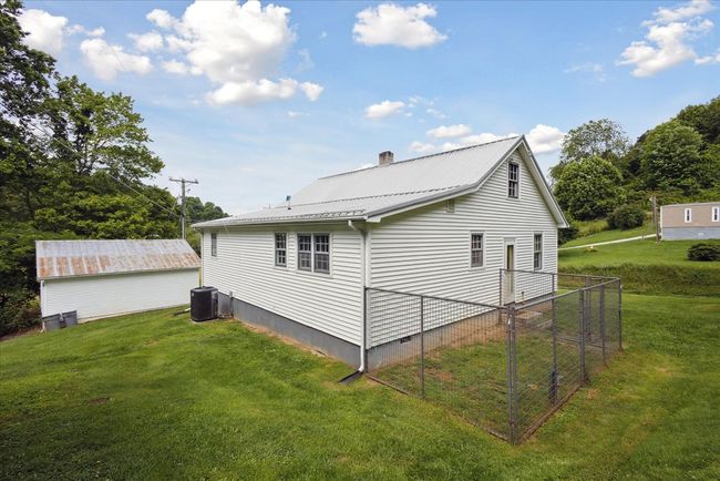 26417 Old Saltworks Rd, House other with 4 bedrooms, 2 bathrooms and 2 parking in Abingdon VA | Image 4