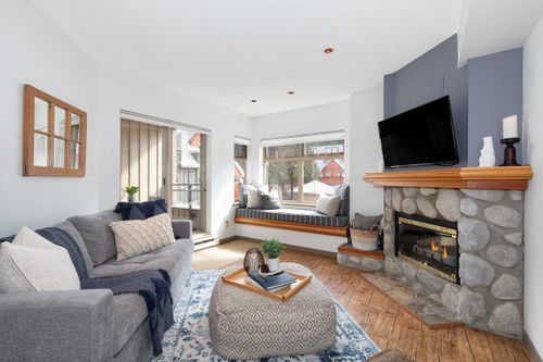 212-2050 Lake Placid Rd, Whistler, BC, V8E0A8 | Card Image
